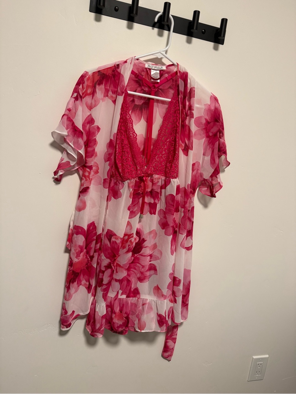 Linea Donatella Pink Floral Sheer Lace-Trim Camisole Cover